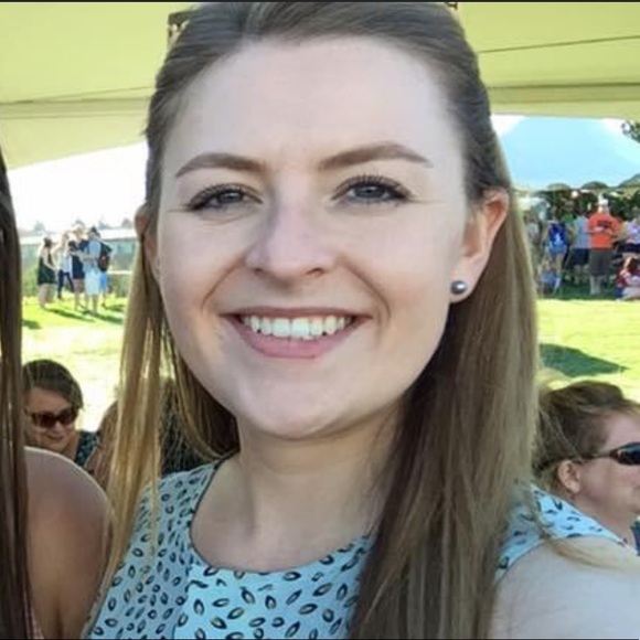 Meet your Posher, Chelsea - Picture 3 of 6